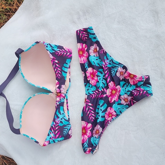 Swim - Picture 2 of 2